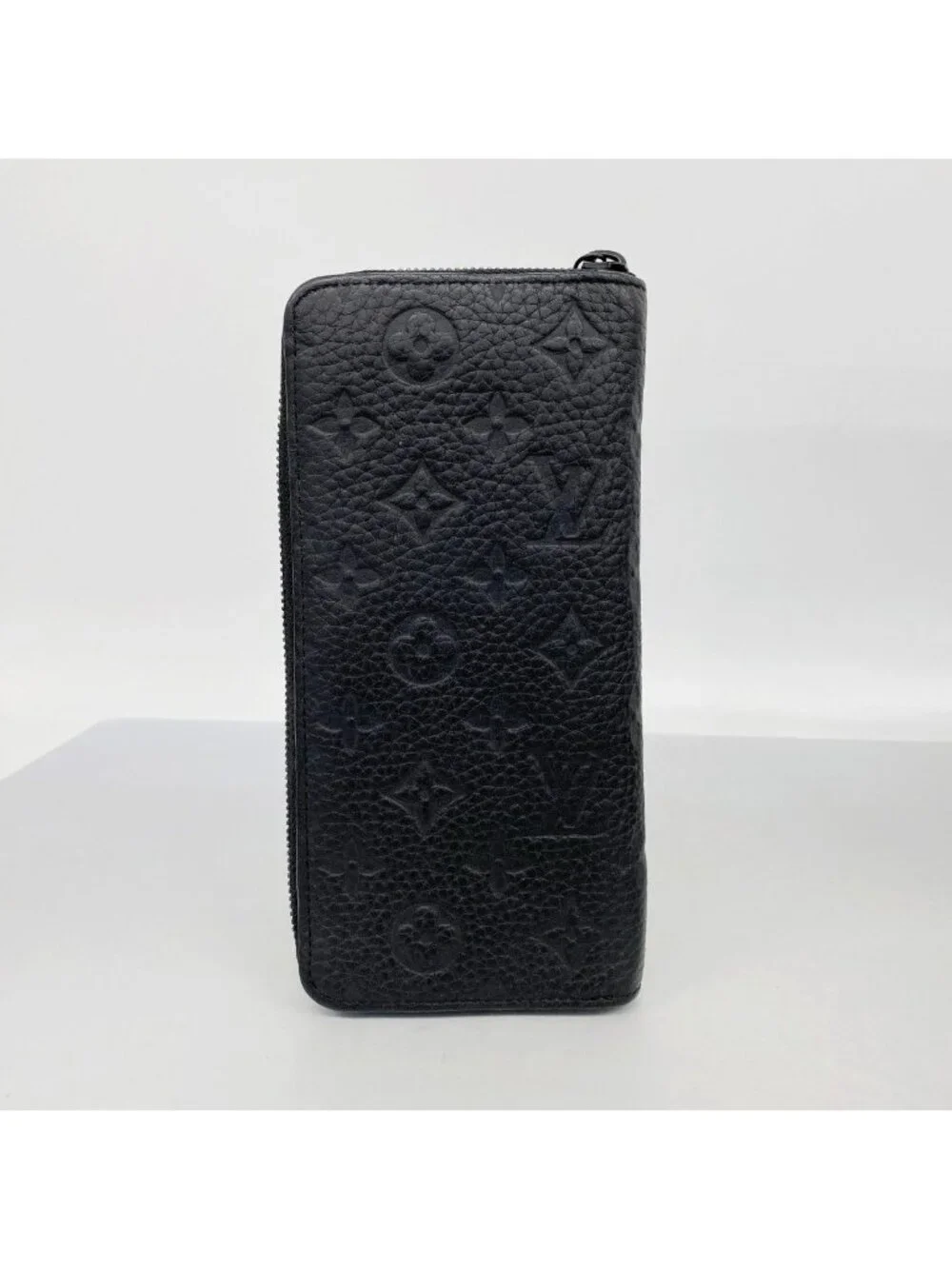 Louis Vuitton Wallet Taurillon Zippy Vertical Black